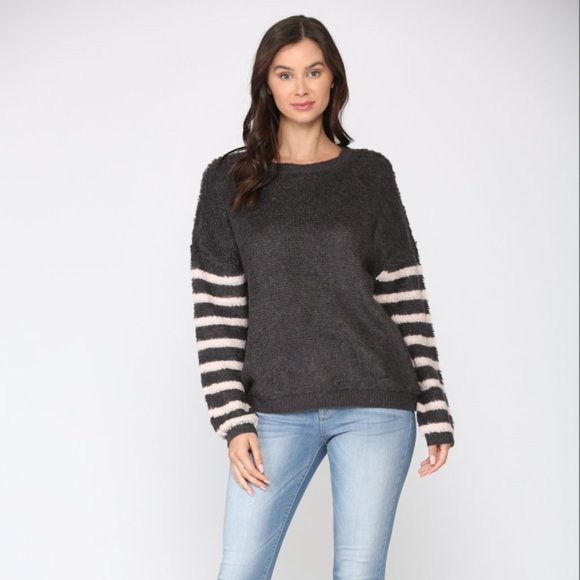 Sheena Top - Picture 1 of 3